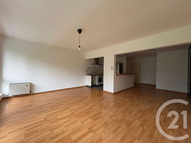 Appartement F3 à louer - 3 pièces - 77.96 m2 - METZ - 57 - LORRAINE - Century 21 Côté Est Immobilier