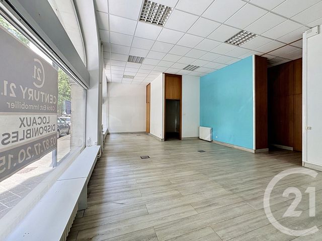 commerce à louer - 146.0 m2 - METZ - 57 - LORRAINE - Century 21 Côté Est Immobilier