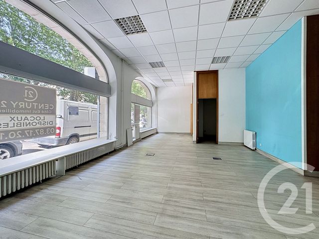 commerce à louer - 146.0 m2 - METZ - 57 - LORRAINE - Century 21 Côté Est Immobilier
