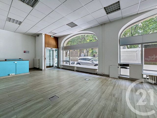 commerce à louer - 146.0 m2 - METZ - 57 - LORRAINE - Century 21 Côté Est Immobilier