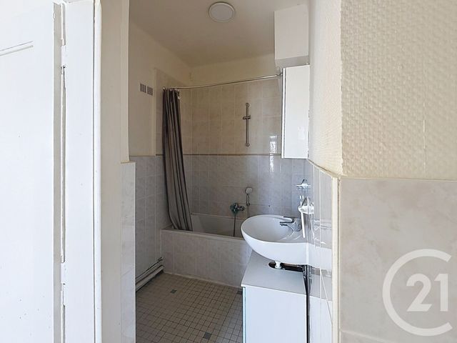 Appartement F3 à vendre - 3 pièces - 60.2 m2 - METZ - 57 - LORRAINE - Century 21 Côté Est Immobilier