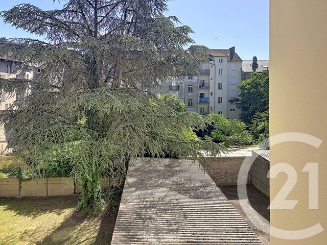 Appartement F3 à vendre - 3 pièces - 60.2 m2 - METZ - 57 - LORRAINE - Century 21 Côté Est Immobilier