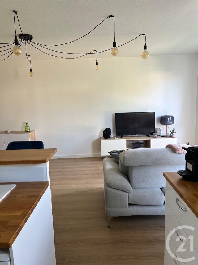 Appartement F3 à louer - 3 pièces - 63.29 m2 - MONTIGNY LES METZ - 57 - LORRAINE - Century 21 Côté Est Immobilier
