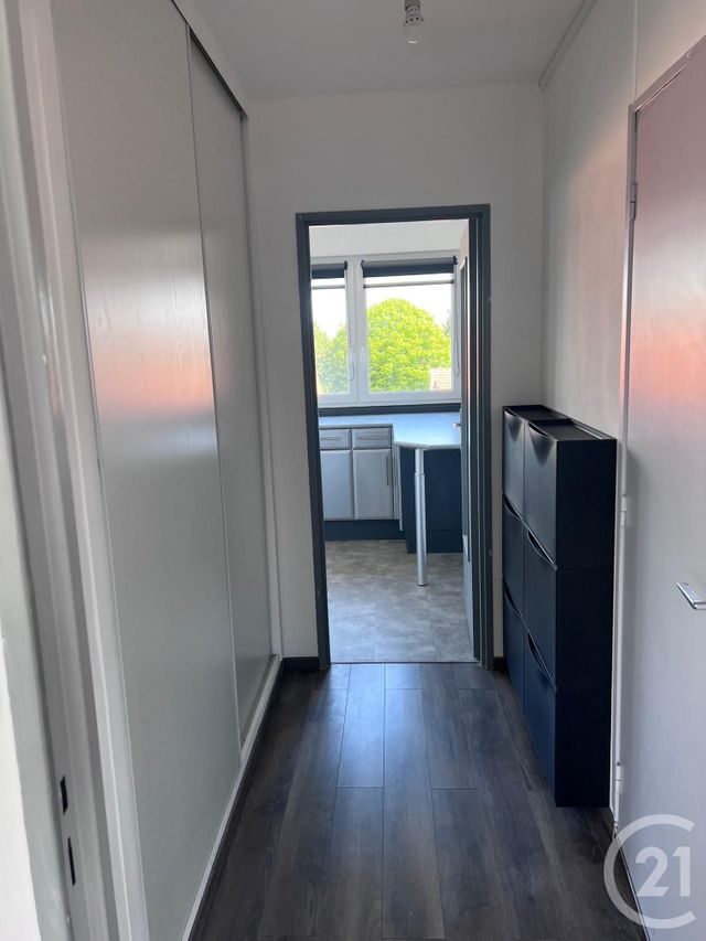 Appartement F3 à louer - 3 pièces - 75.87 m2 - LE BAN ST MARTIN - 57 - LORRAINE - Century 21 Côté Est Immobilier
