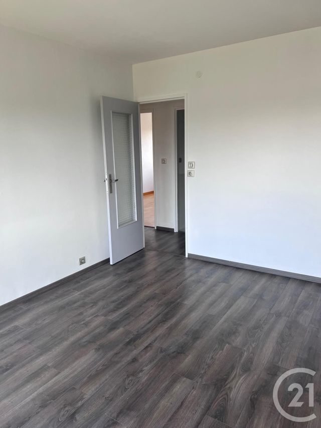 Appartement F3 à louer - 3 pièces - 75.87 m2 - LE BAN ST MARTIN - 57 - LORRAINE - Century 21 Côté Est Immobilier