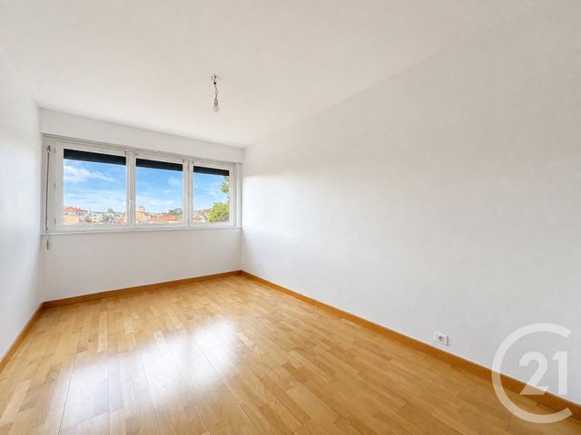 Appartement F3 à louer - 3 pièces - 75.87 m2 - LE BAN ST MARTIN - 57 - LORRAINE - Century 21 Côté Est Immobilier