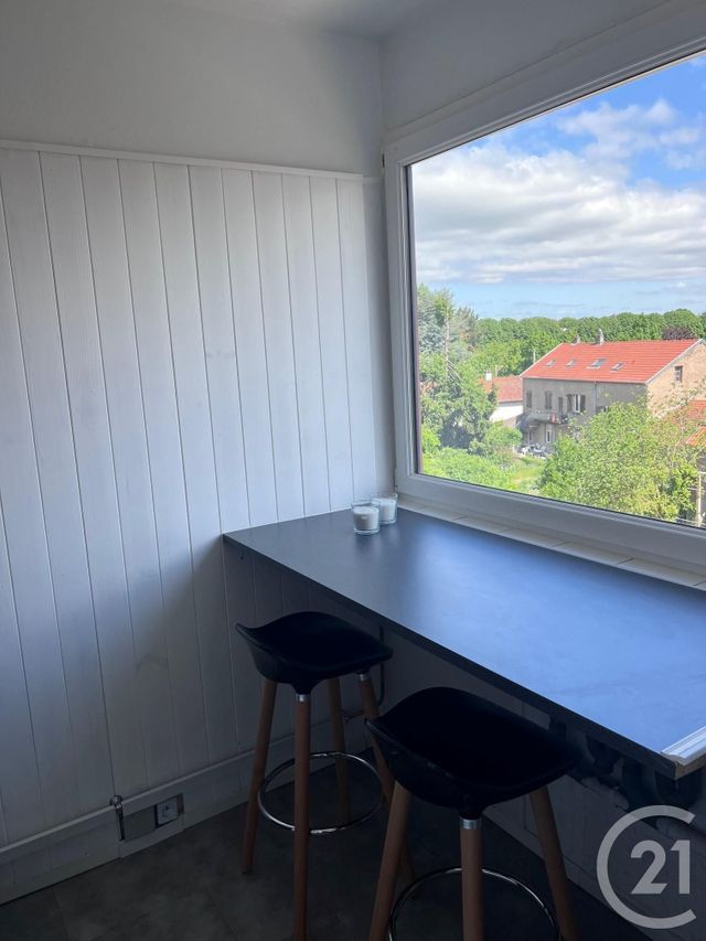 Appartement F3 à louer - 3 pièces - 75.87 m2 - LE BAN ST MARTIN - 57 - LORRAINE - Century 21 Côté Est Immobilier