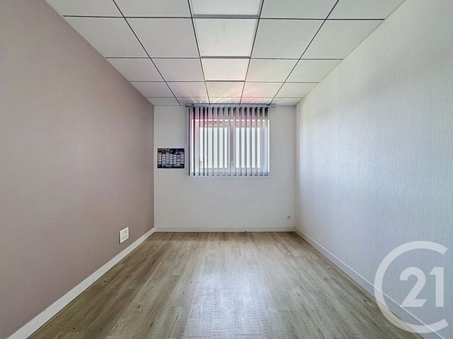 commerce à louer - 80.0 m2 - ST JULIEN LES METZ - 57 - LORRAINE - Century 21 Côté Est Immobilier