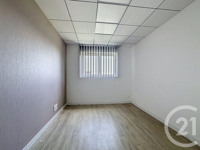 commerce à louer - 80.0 m2 - ST JULIEN LES METZ - 57 - LORRAINE - Century 21 Côté Est Immobilier