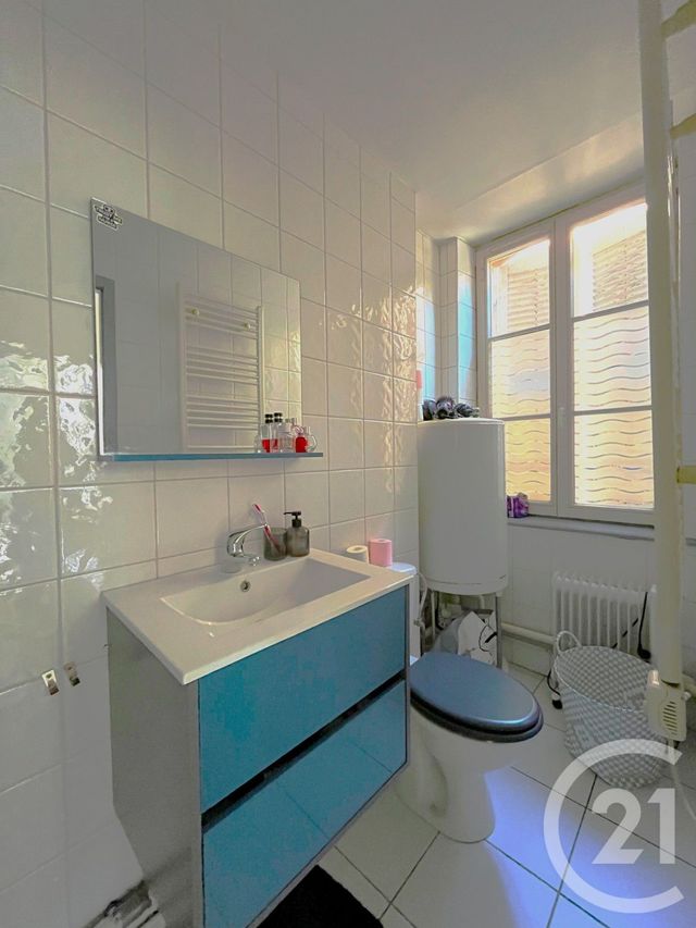 Appartement F2 à louer - 2 pièces - 31.0 m2 - METZ - 57 - LORRAINE - Century 21 Côté Est Immobilier