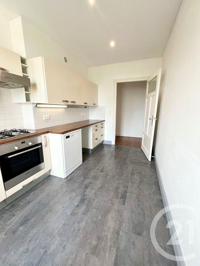 Appartement F3 à louer - 3 pièces - 71.6 m2 - METZ - 57 - LORRAINE - Century 21 Côté Est Immobilier