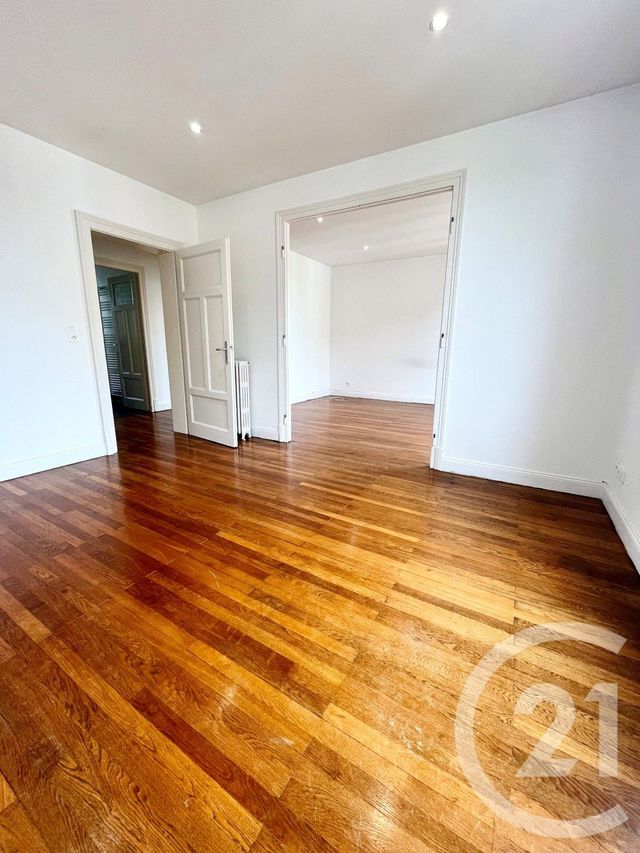 Appartement F3 à louer - 3 pièces - 71.6 m2 - METZ - 57 - LORRAINE - Century 21 Côté Est Immobilier