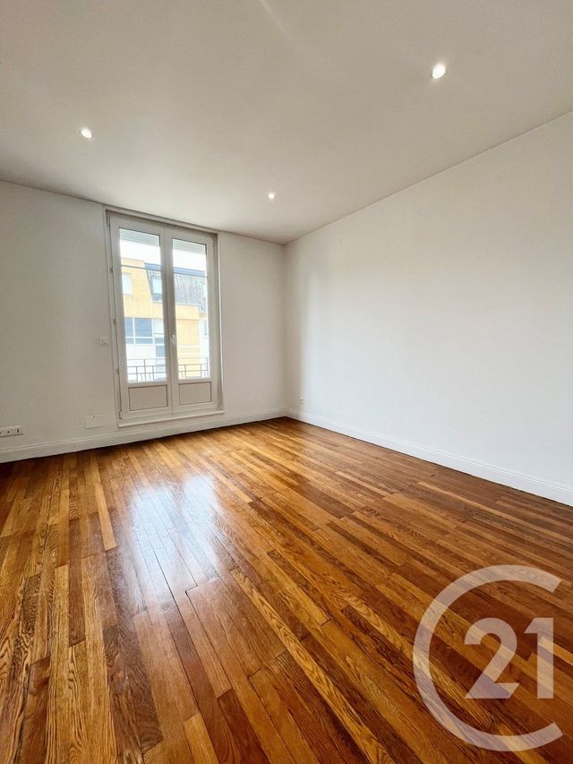 Appartement F3 à louer - 3 pièces - 71.6 m2 - METZ - 57 - LORRAINE - Century 21 Côté Est Immobilier