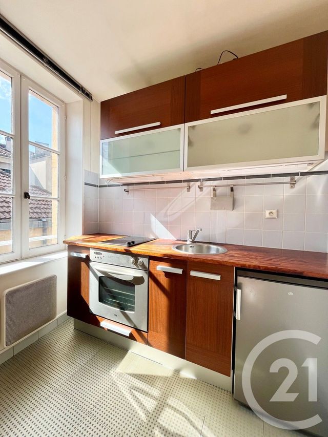 Appartement à louer - 2 pièces - 45.2 m2 - METZ - 57 - LORRAINE - Century 21 Côté Est Immobilier