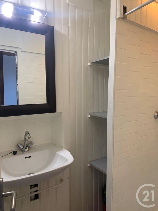 Appartement F2 à louer - 2 pièces - 37.0 m2 - METZ - 57 - LORRAINE - Century 21 Côté Est Immobilier