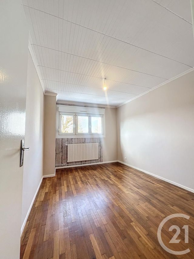 Appartement F4 à louer - 3 pièces - 71.03 m2 - JOEUF - 54 - LORRAINE - Century 21 Côté Est Immobilier