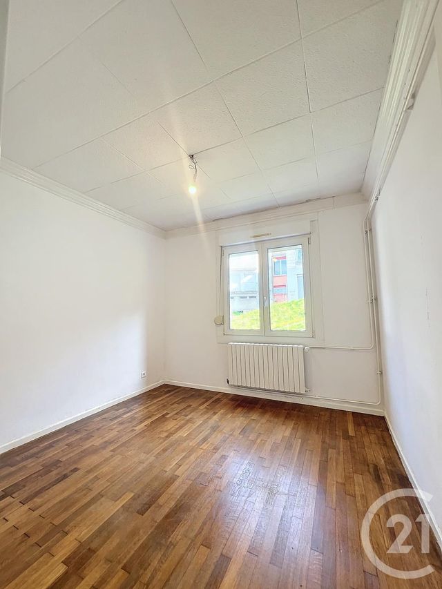 Appartement F4 à louer - 3 pièces - 71.03 m2 - JOEUF - 54 - LORRAINE - Century 21 Côté Est Immobilier