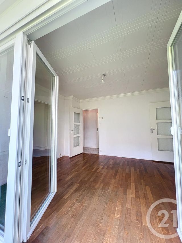 Appartement F4 à louer - 3 pièces - 71.03 m2 - JOEUF - 54 - LORRAINE - Century 21 Côté Est Immobilier