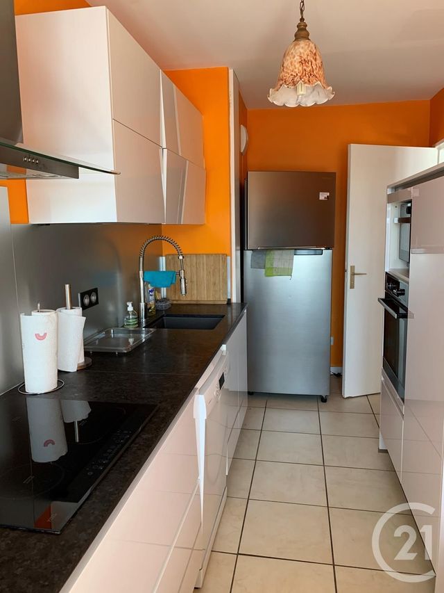 Appartement F3 à louer - 3 pièces - 62.0 m2 - LONGEVILLE LES METZ - 57 - LORRAINE - Century 21 Côté Est Immobilier