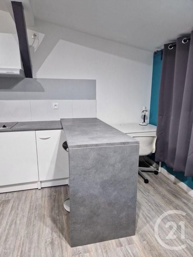 Appartement F1 à louer - 1 pièce - 21.78 m2 - METZ - 57 - LORRAINE - Century 21 Côté Est Immobilier