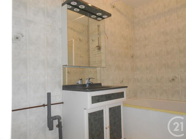 Appartement F4 à vendre - 4 pièces - 69.92 m2 - METZ - 57 - LORRAINE - Century 21 Côté Est Immobilier