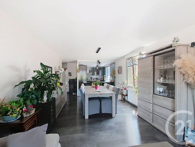 Appartement F5 à vendre - 5 pièces - 116.1 m2 - METZ - 57 - LORRAINE - Century 21 Côté Est Immobilier