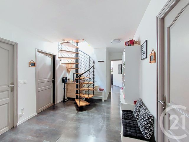 Appartement F5 à vendre - 5 pièces - 116.1 m2 - METZ - 57 - LORRAINE - Century 21 Côté Est Immobilier