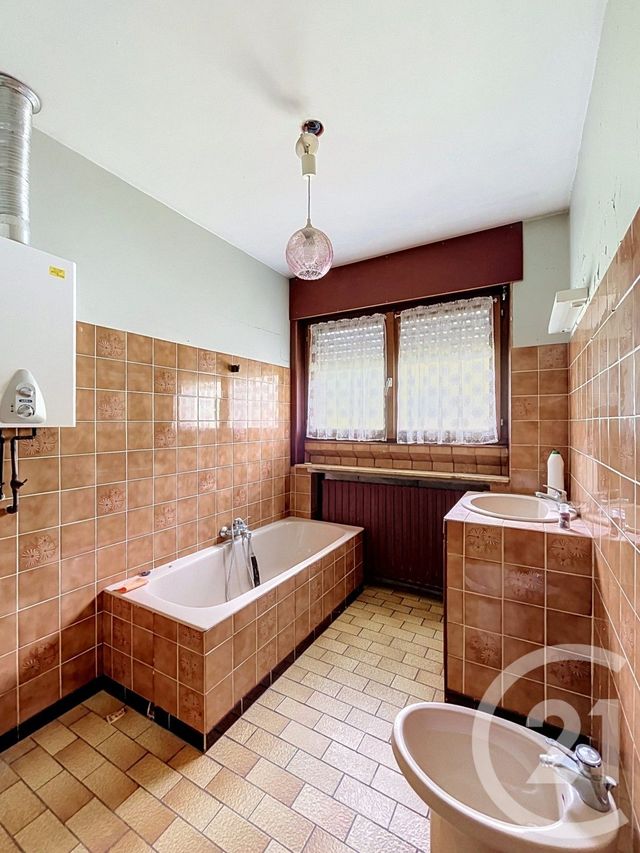 maison à vendre - 8 pièces - 208.0 m2 - METZ - 57 - LORRAINE - Century 21 Côté Est Immobilier
