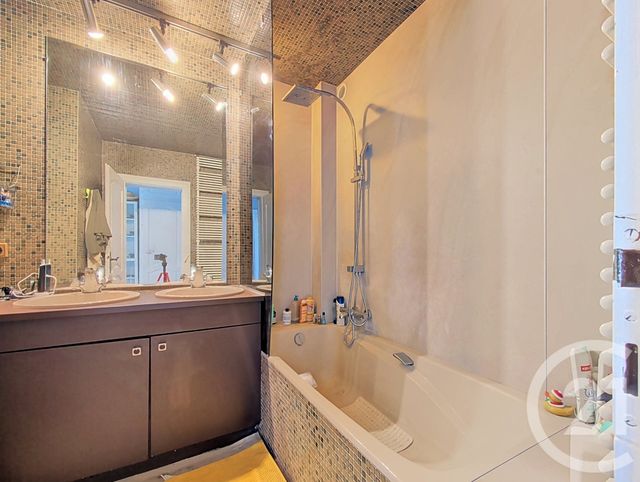 Appartement F5 à vendre - 5 pièces - 104.43 m2 - METZ - 57 - LORRAINE - Century 21 Côté Est Immobilier