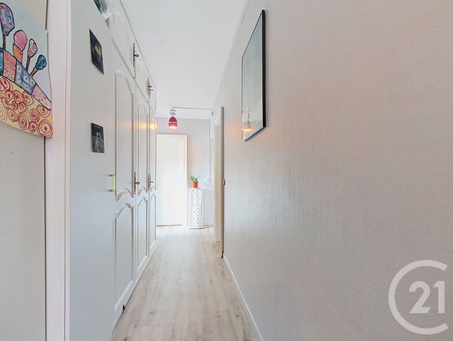 Appartement F5 à vendre - 5 pièces - 104.43 m2 - METZ - 57 - LORRAINE - Century 21 Côté Est Immobilier