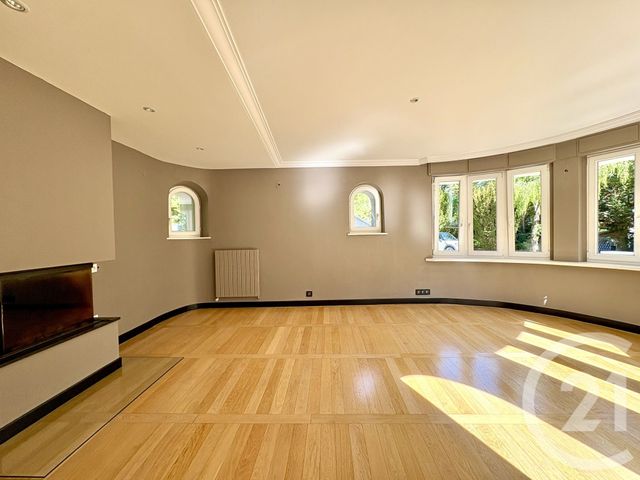 Appartement F5 à louer - 5 pièces - 152.88 m2 - ST JULIEN LES METZ - 57 - LORRAINE - Century 21 Côté Est Immobilier