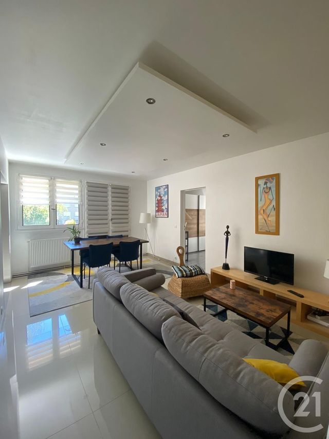 Appartement F3 à louer - 3 pièces - 61.0 m2 - METZ - 57 - LORRAINE - Century 21 Côté Est Immobilier