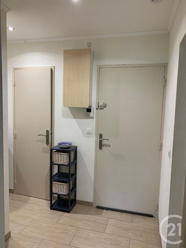 Appartement F3 à louer - 3 pièces - 61.0 m2 - METZ - 57 - LORRAINE - Century 21 Côté Est Immobilier
