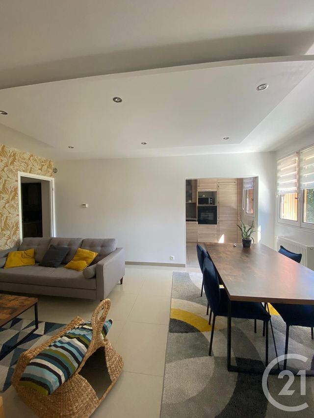 Appartement F3 à louer - 3 pièces - 61.0 m2 - METZ - 57 - LORRAINE - Century 21 Côté Est Immobilier
