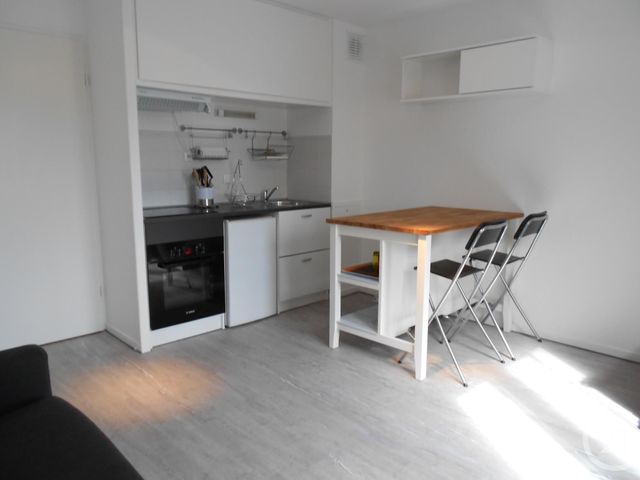 Appartement F1 à louer - 1 pièce - 22.52 m2 - METZ - 57 - LORRAINE - Century 21 Côté Est Immobilier