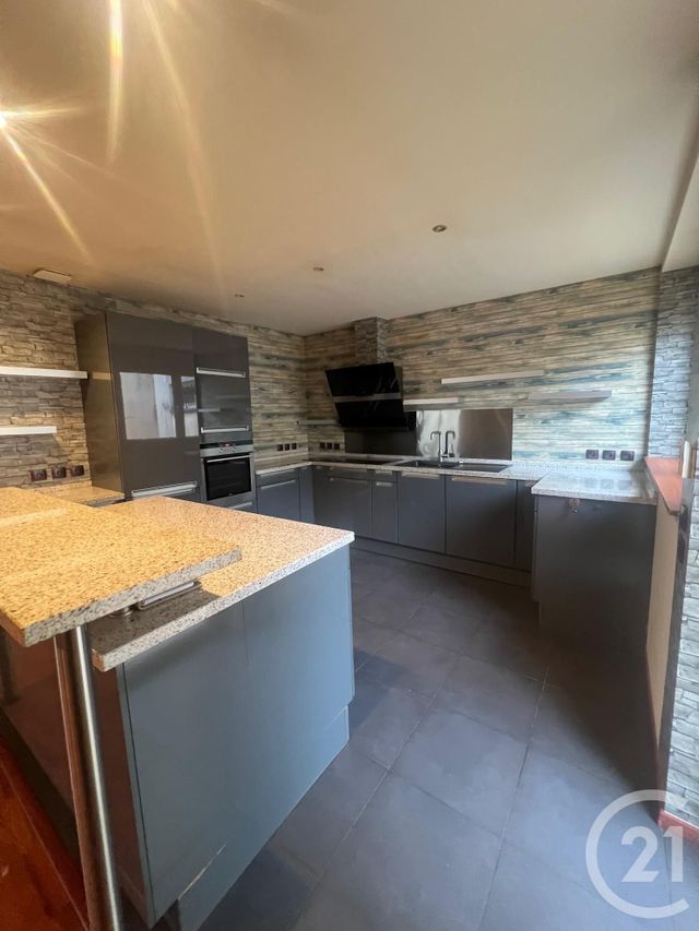 Appartement F4 à louer - 4 pièces - 102.44 m2 - BOULAY MOSELLE - 57 - LORRAINE - Century 21 Côté Est Immobilier