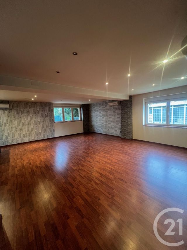 Appartement F4 à louer - 4 pièces - 102.44 m2 - BOULAY MOSELLE - 57 - LORRAINE - Century 21 Côté Est Immobilier