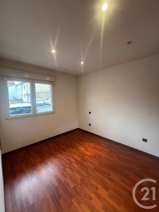Appartement F4 à louer - 4 pièces - 102.44 m2 - BOULAY MOSELLE - 57 - LORRAINE - Century 21 Côté Est Immobilier