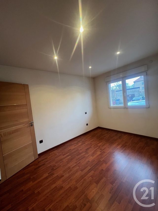 Appartement F4 à louer - 4 pièces - 102.44 m2 - BOULAY MOSELLE - 57 - LORRAINE - Century 21 Côté Est Immobilier