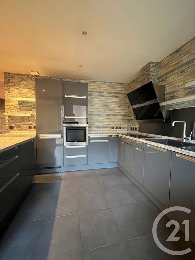 Appartement F4 à louer - 4 pièces - 102.44 m2 - BOULAY MOSELLE - 57 - LORRAINE - Century 21 Côté Est Immobilier