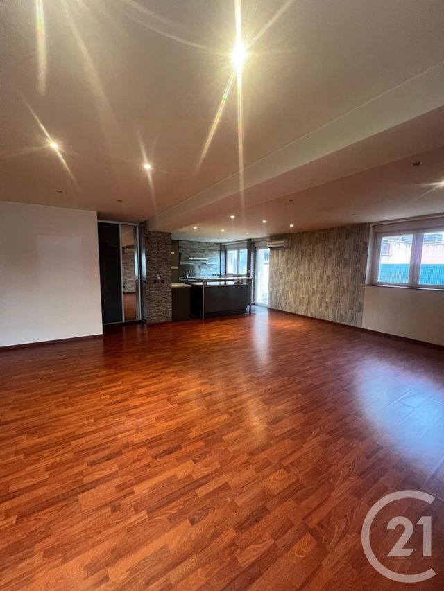 Appartement F4 à louer - 4 pièces - 102.44 m2 - BOULAY MOSELLE - 57 - LORRAINE - Century 21 Côté Est Immobilier