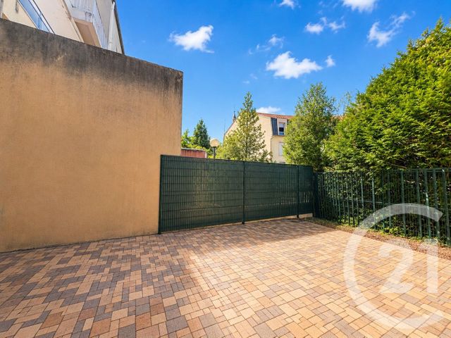 Appartement F4 à louer - 4 pièces - 102.44 m2 - BOULAY MOSELLE - 57 - LORRAINE - Century 21 Côté Est Immobilier