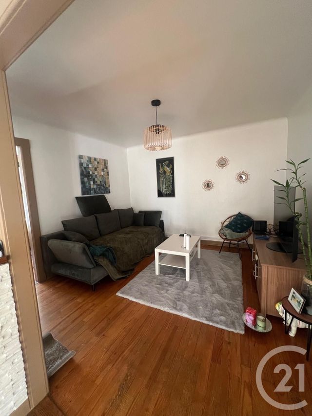 Appartement F3 à louer - 3 pièces - 79.94 m2 - ARS SUR MOSELLE - 57 - LORRAINE - Century 21 Côté Est Immobilier