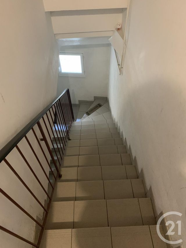 Appartement F3 à louer - 3 pièces - 43.0 m2 - ARS SUR MOSELLE - 57 - LORRAINE - Century 21 Côté Est Immobilier