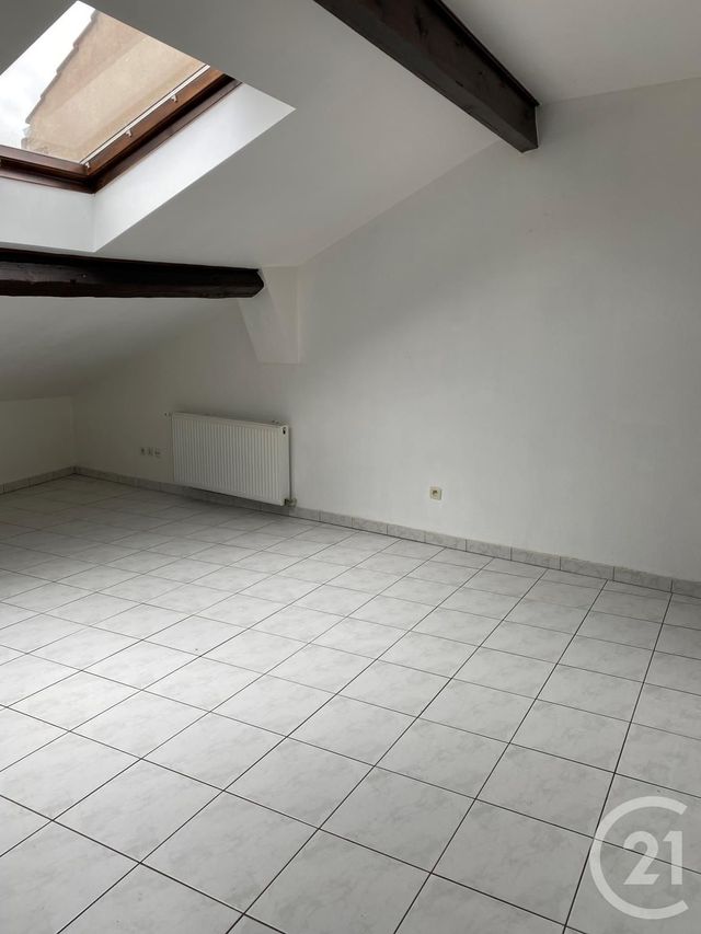 Appartement F3 à louer - 3 pièces - 43.0 m2 - ARS SUR MOSELLE - 57 - LORRAINE - Century 21 Côté Est Immobilier