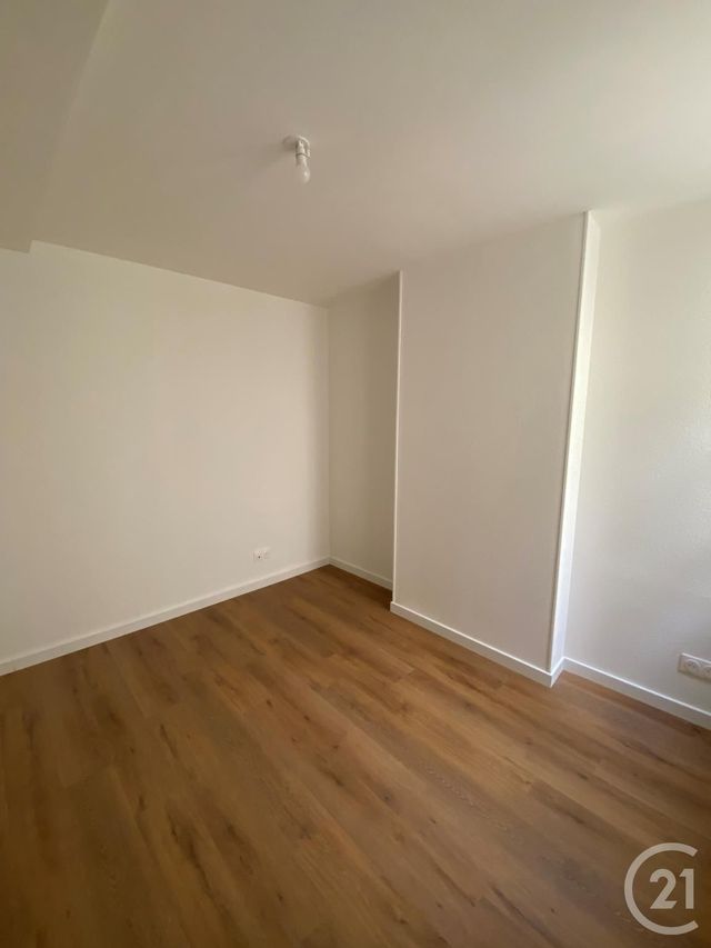 Appartement F3 à louer - 5 pièces - 105.42 m2 - METZ - 57 - LORRAINE - Century 21 Côté Est Immobilier