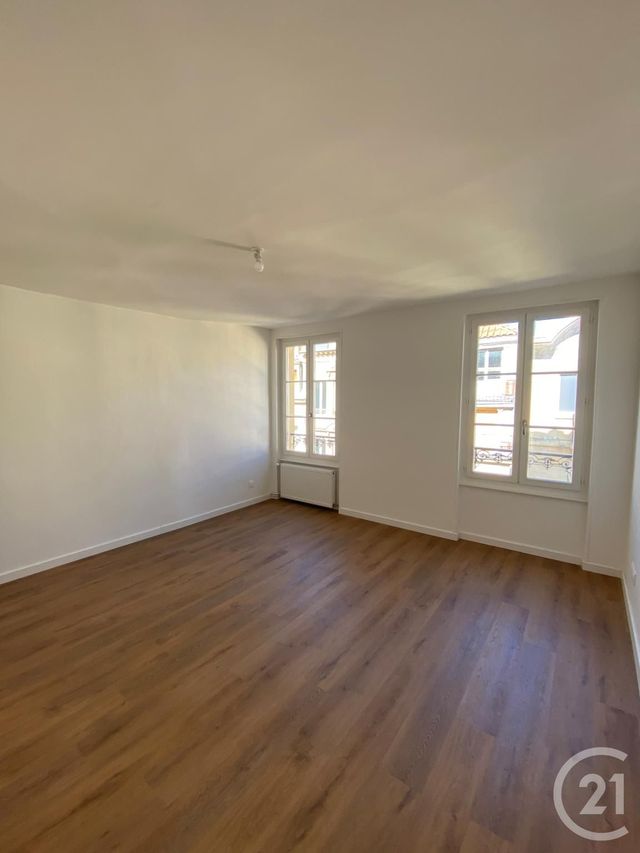 Appartement F3 à louer - 5 pièces - 105.42 m2 - METZ - 57 - LORRAINE - Century 21 Côté Est Immobilier
