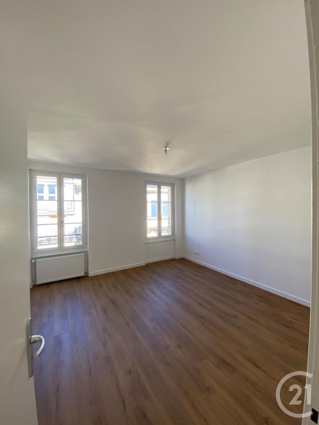 Appartement F3 à louer - 5 pièces - 105.42 m2 - METZ - 57 - LORRAINE - Century 21 Côté Est Immobilier