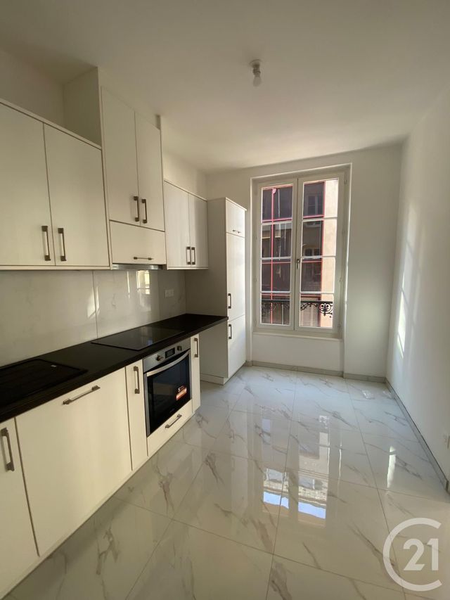Appartement F3 à louer - 5 pièces - 105.76 m2 - METZ - 57 - LORRAINE - Century 21 Côté Est Immobilier