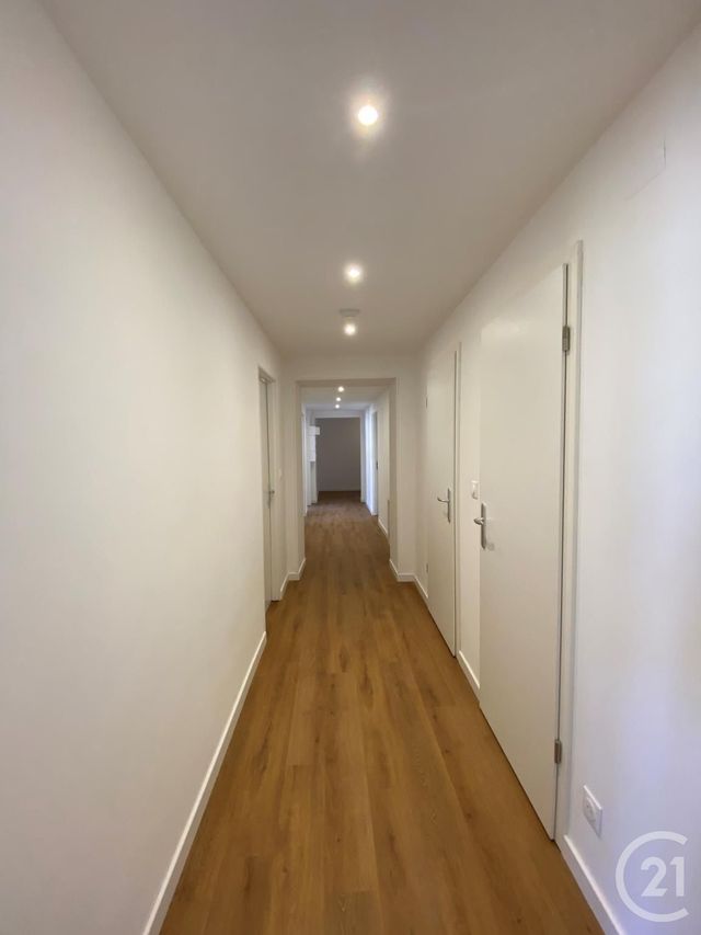 Appartement F3 à louer - 5 pièces - 105.76 m2 - METZ - 57 - LORRAINE - Century 21 Côté Est Immobilier
